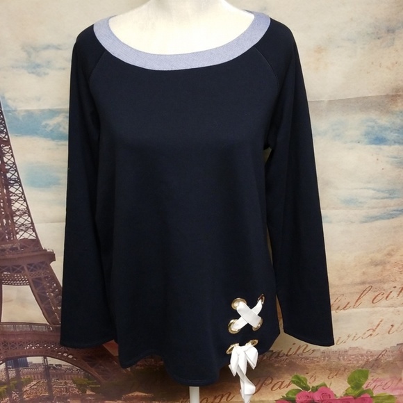 💝UNLISTED FRIDAY💝Tommy Hilfiger string tied top - Picture 2 of 8